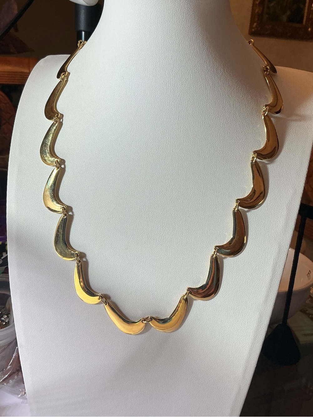 Vintage Gold Tone Boomerang Link Necklace